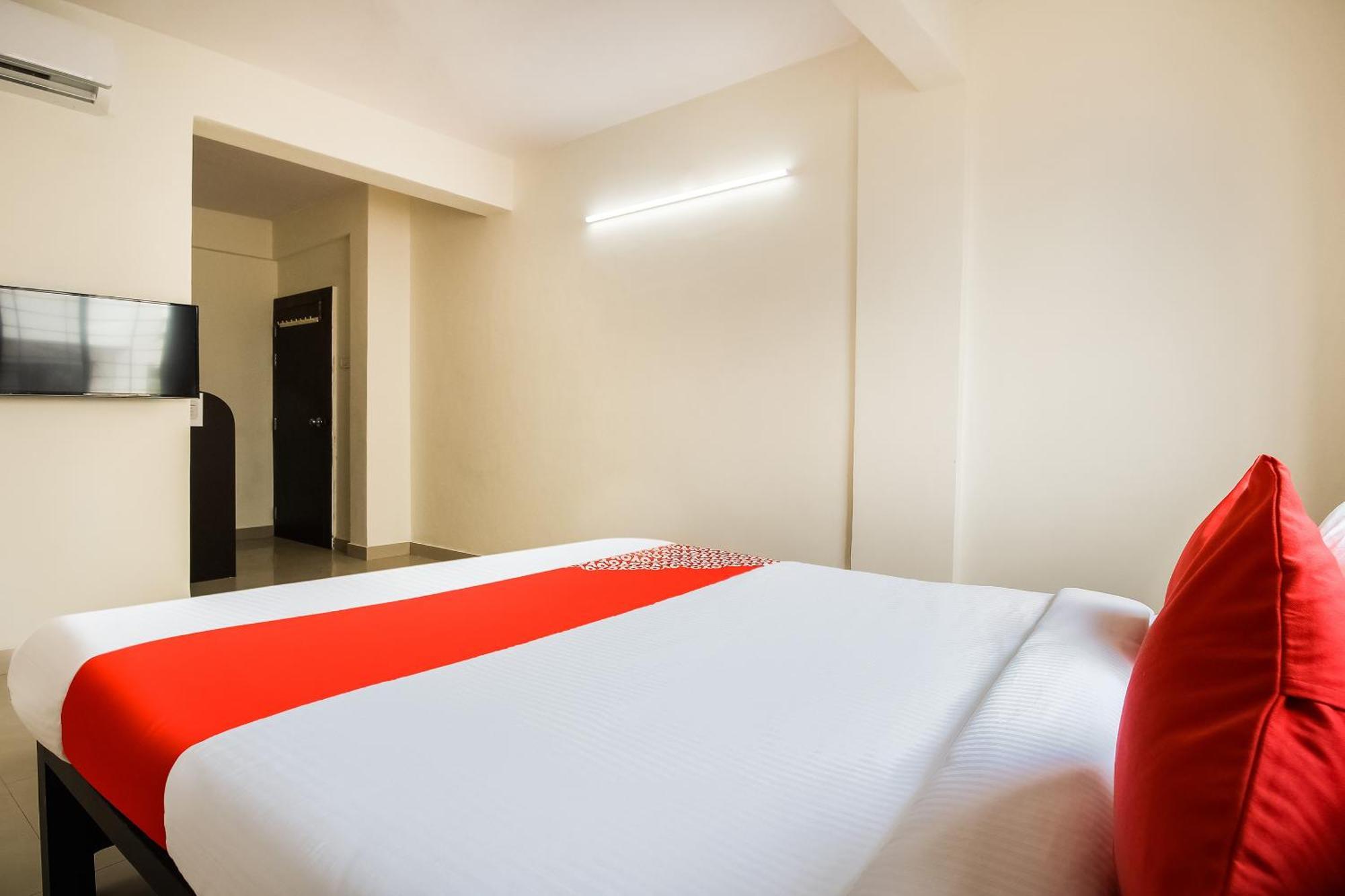 Hotel O Galaxy Near Inox Пуне Екстер'єр фото