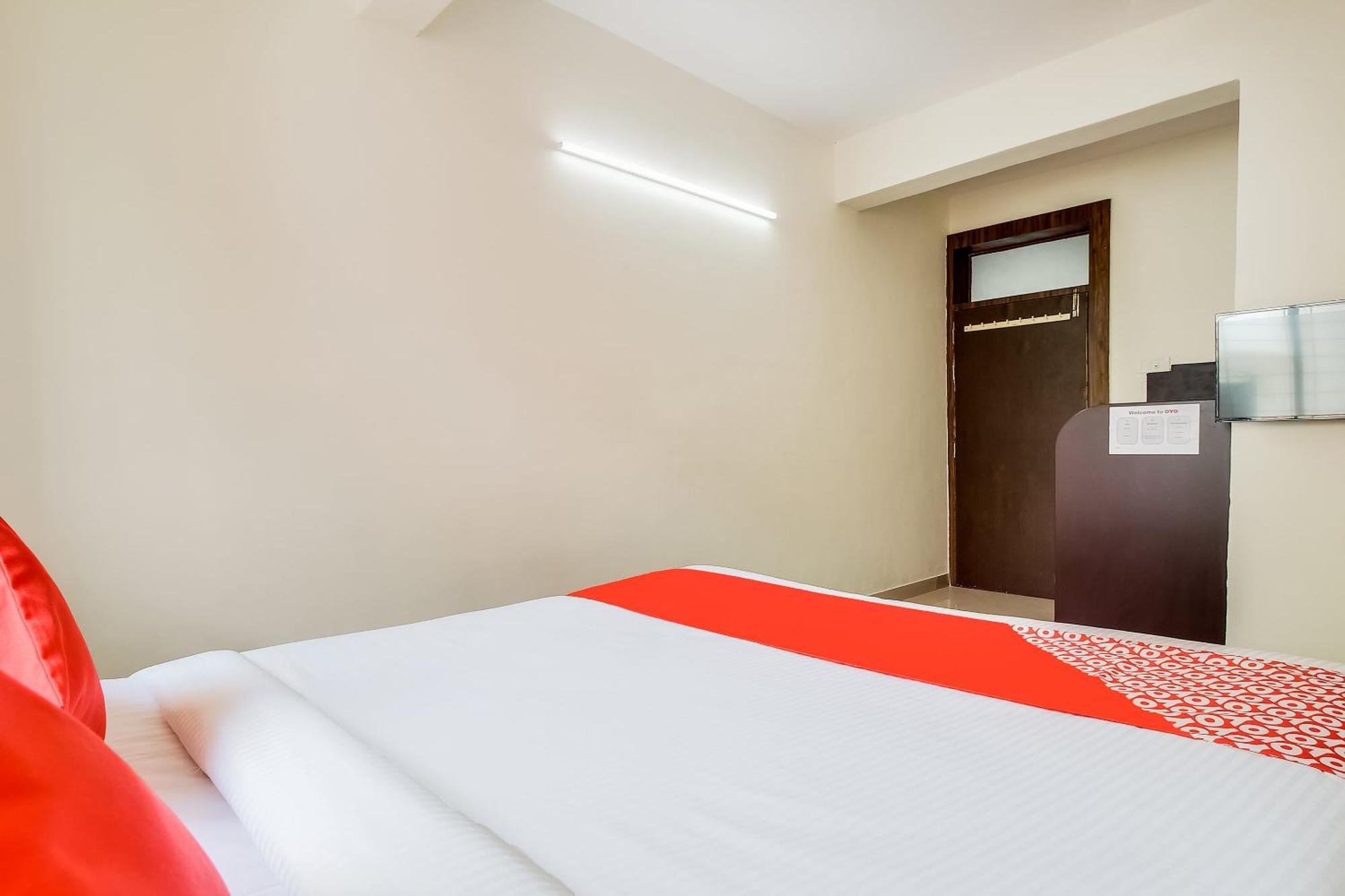 Hotel O Galaxy Near Inox Пуне Екстер'єр фото